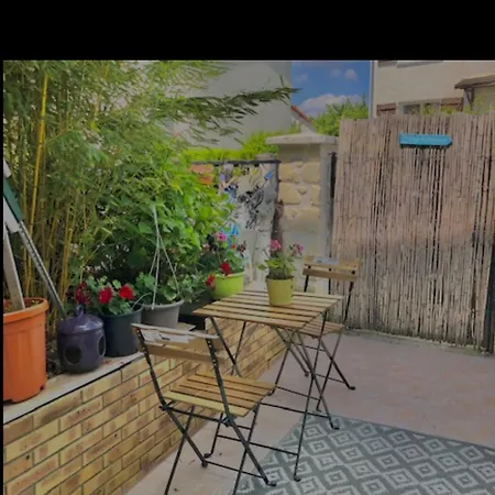 Apartment T2 Jardin Privatif 20mn De Paris Centre -disneyland *