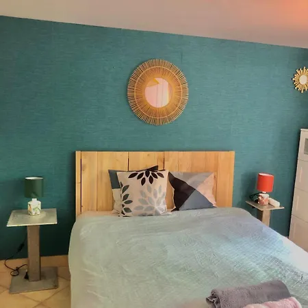 Apartment T2 Jardin Privatif 20mn De Paris Centre -disneyland Villiers-sur-Marne